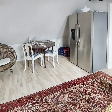 Semesterbostad 8 Person In